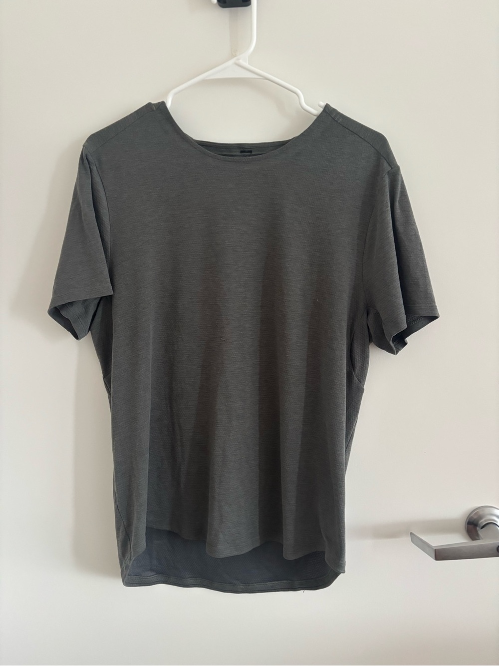 Men's lululemon Short Sleeve Athletic Shirt